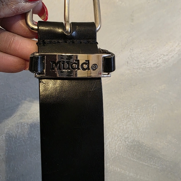 Vtg Mudd Black Leather Silver Rivet Punk Rock Emo Goth Belt XL 46'L - Picture 12 of 13